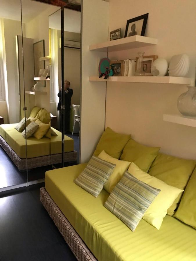 Chambre 1 Personne Avec Terrasse Centre Ville Marseille 3 Nuits Min , Femme Uniquement Marselha Exterior foto